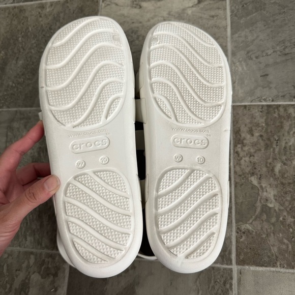 Crocs White Fisherman Jelly Sandals Sz 10 Splash Glossy Coastal Nautical Comfort - Picture 7 of 11
